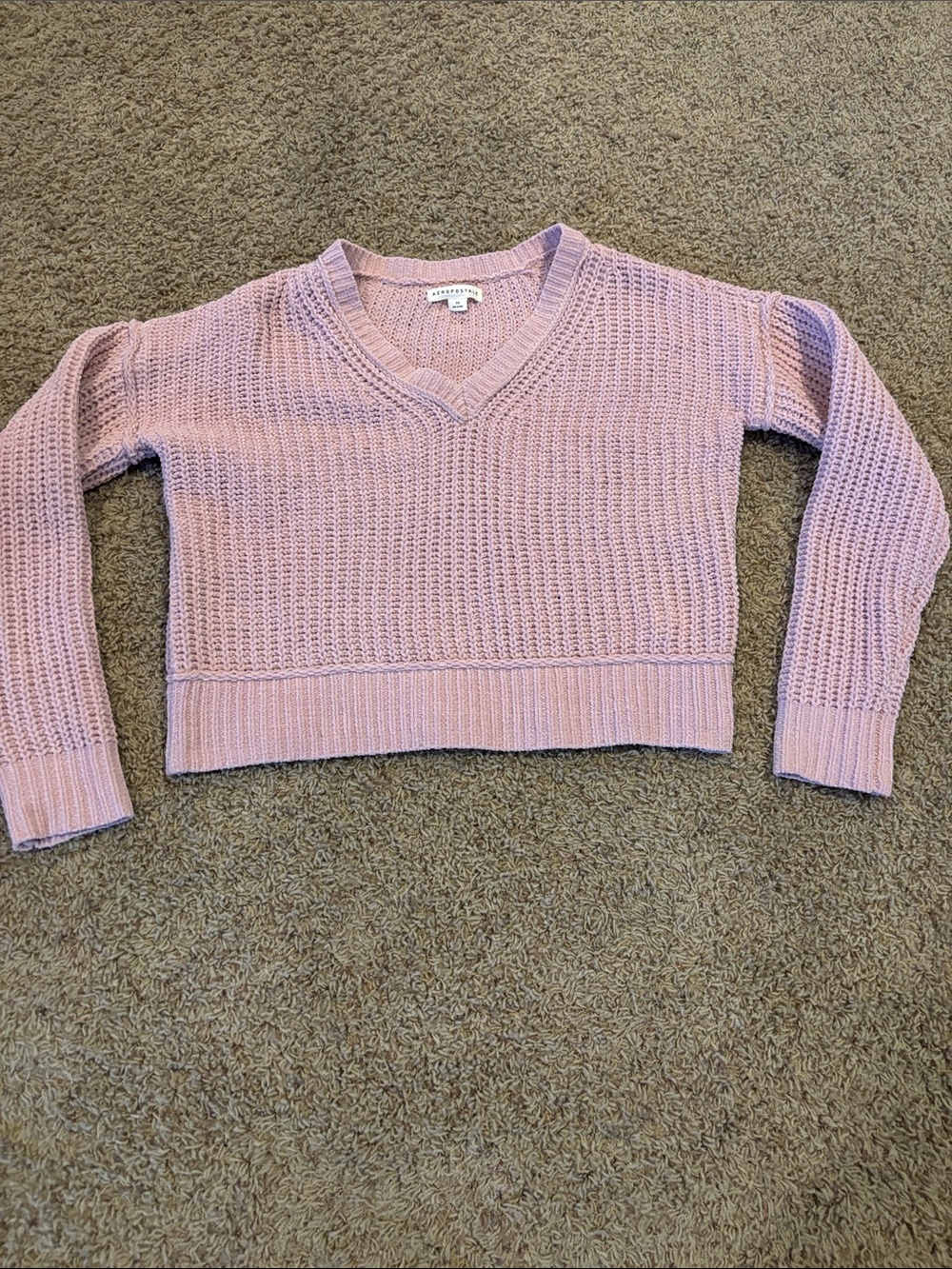EUC  V-Neck Cropped Knit Chenille Sweater